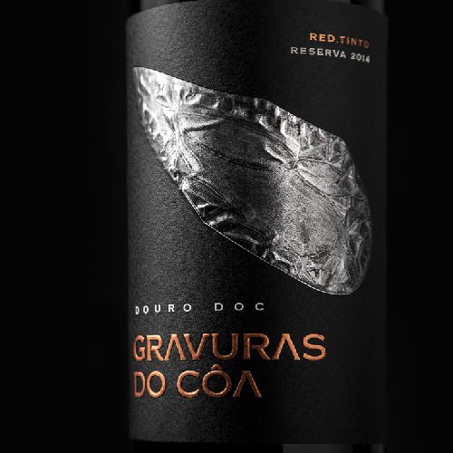 silver wine label design
