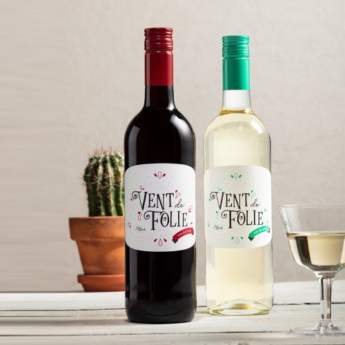 typography wine label design 